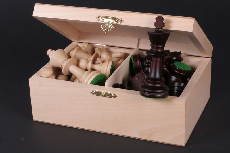 Chess Pieces Storage Box – Dark Wood Case for Staunton No.5 – image 5
