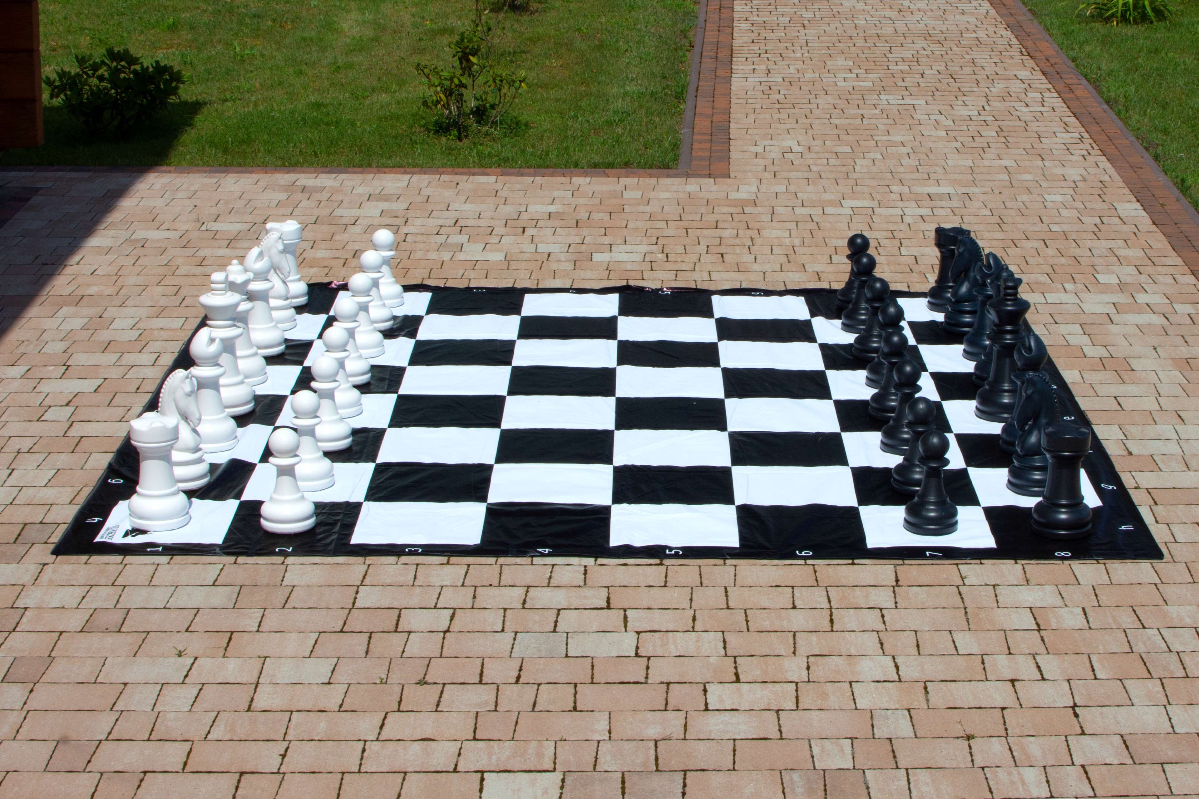 Giant Plastic Chess Pieces 45cm King – Outdoor Garden Set – image 2