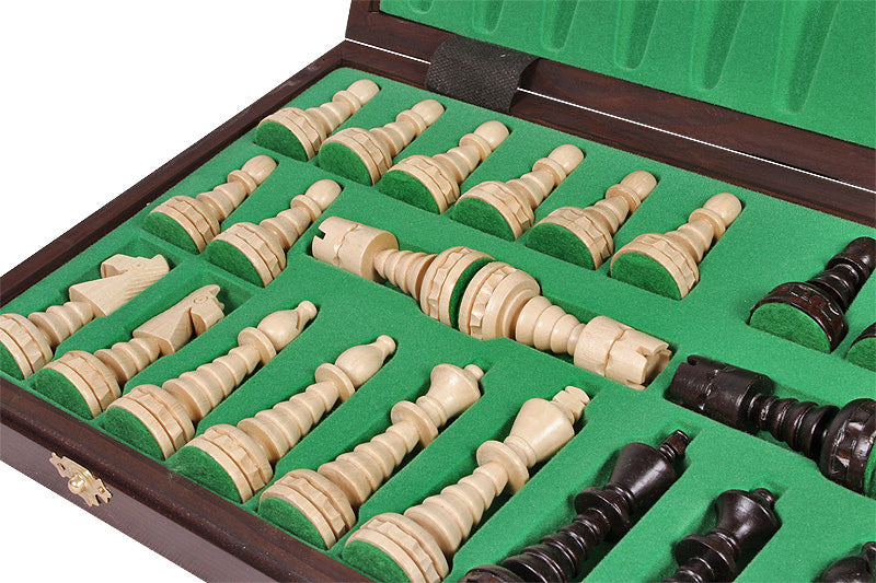 Christmas Tree Chess Set 48x48cm – Festive Hornbeam Folding Board – image 2