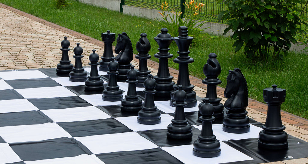 Giant Plastic Chess Pieces 74cm King – Outdoor Garden Set – image 3
