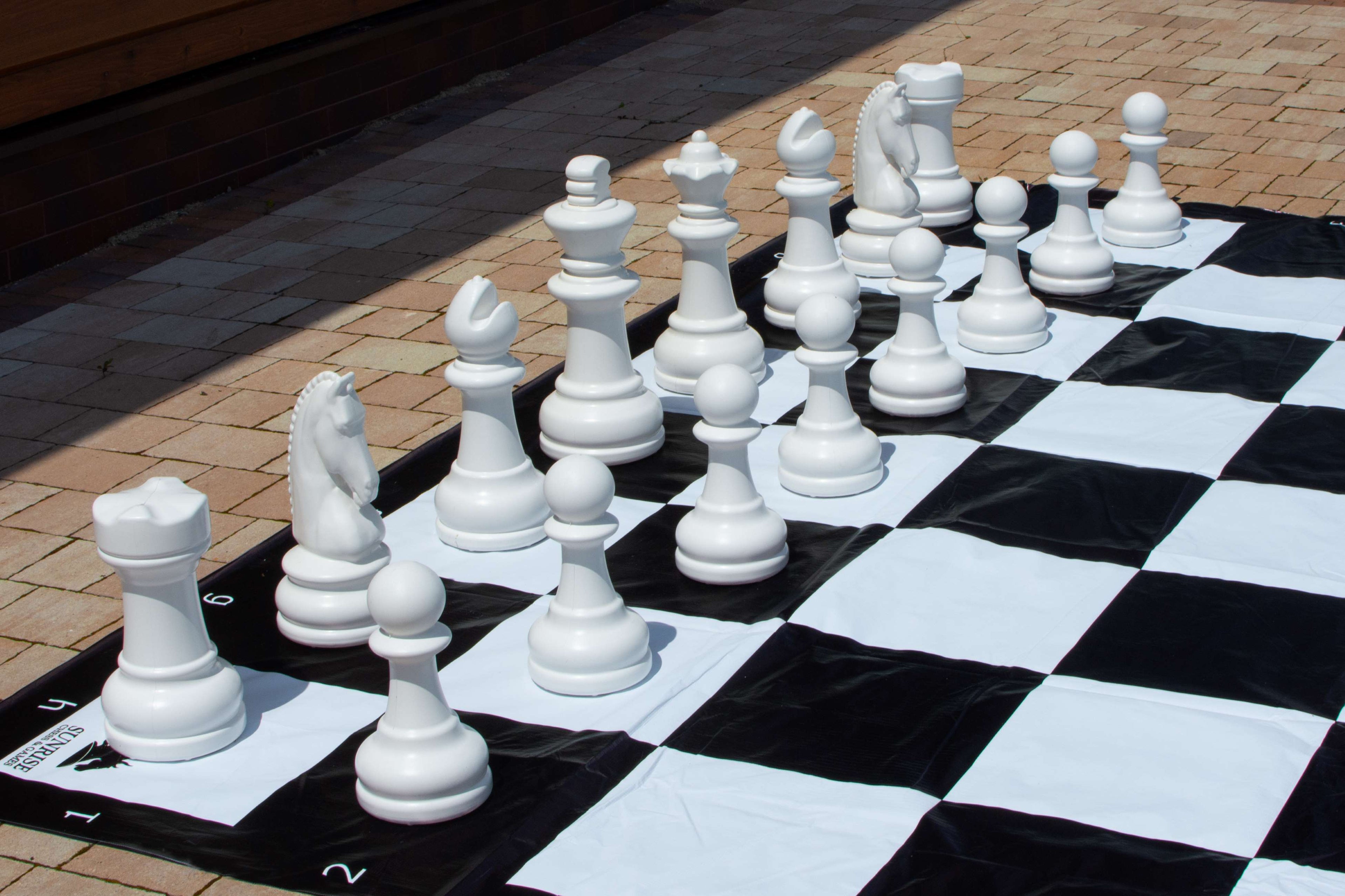 Giant Plastic Chess Pieces 45cm King – Outdoor Garden Set – image 4