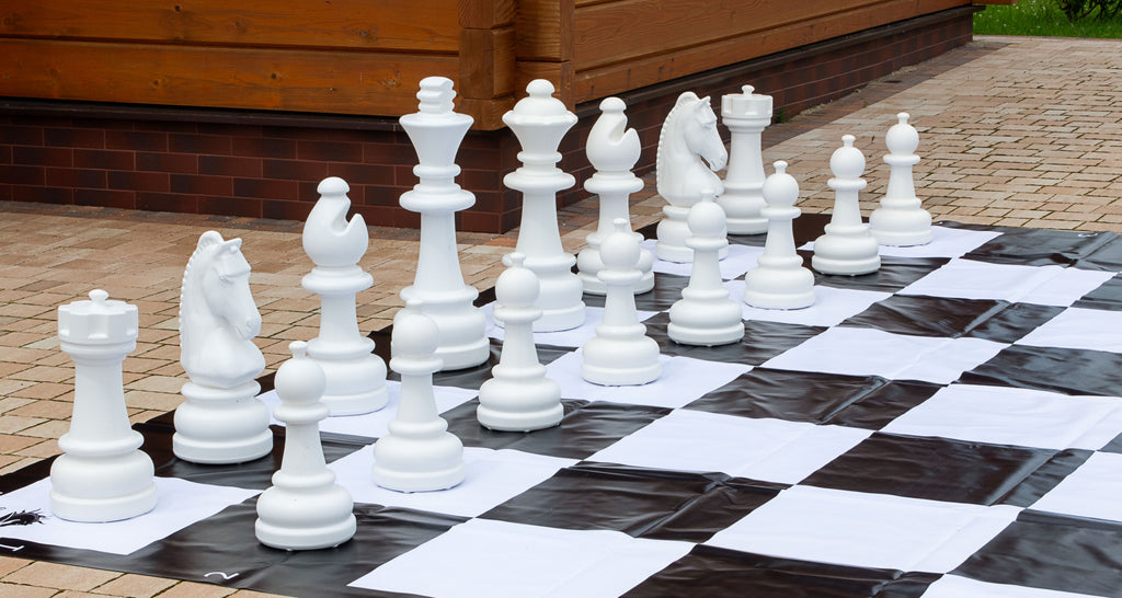 Giant Plastic Chess Pieces 74cm King – Outdoor Garden Set – image 4