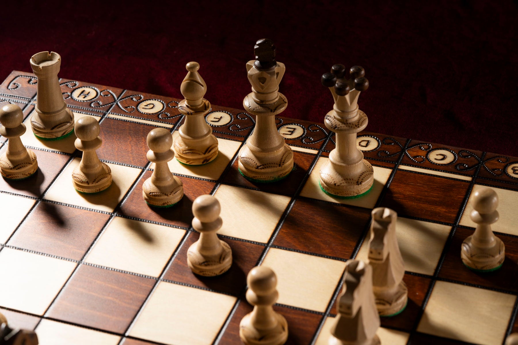 SENATOR Chess Set 42x42cm – Classic Weighted Pieces Folding Board – image 11