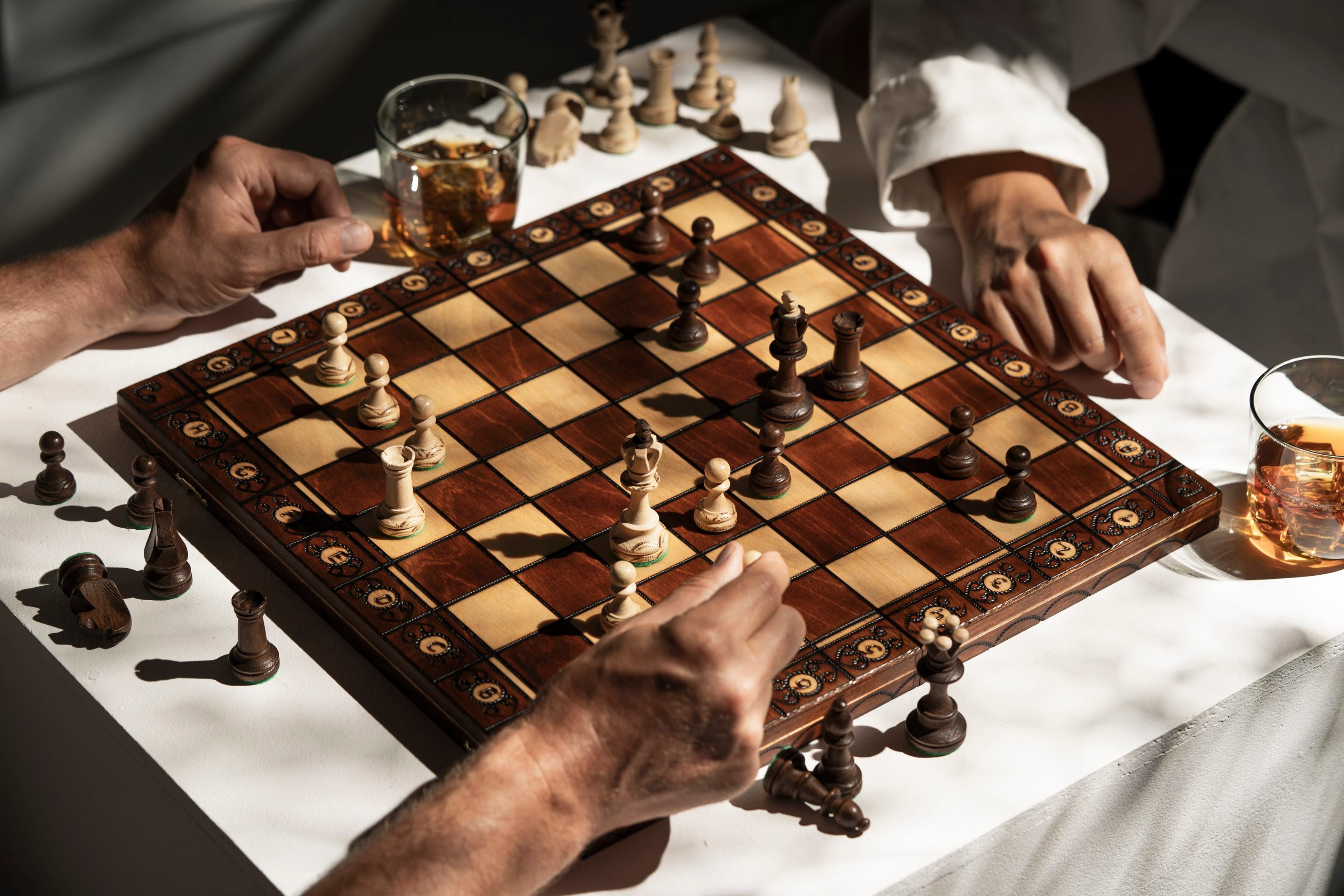 SENATOR Chess Set 42x42cm – Classic Weighted Pieces Folding Board – image 12