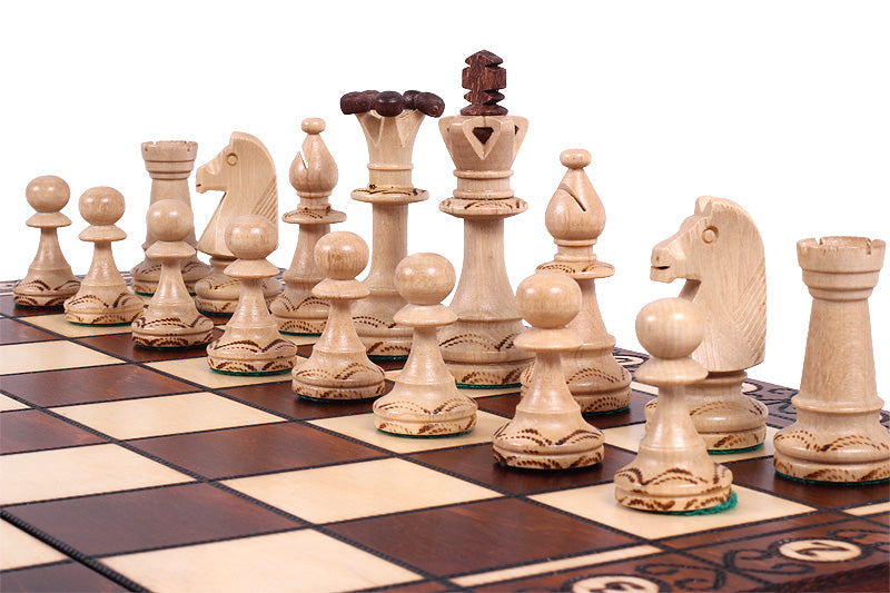 CONSUL Chess Set 48x48cm – Hand-Carved Hornbeam & Sycamore Folding Board