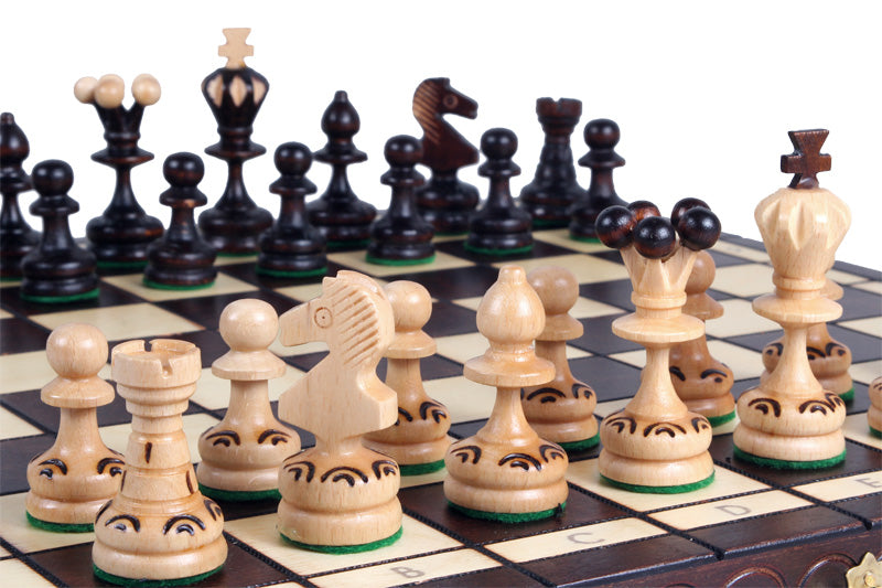 Perelka Chess Set 36x36cm – Beech Wood Folding Board with Insert