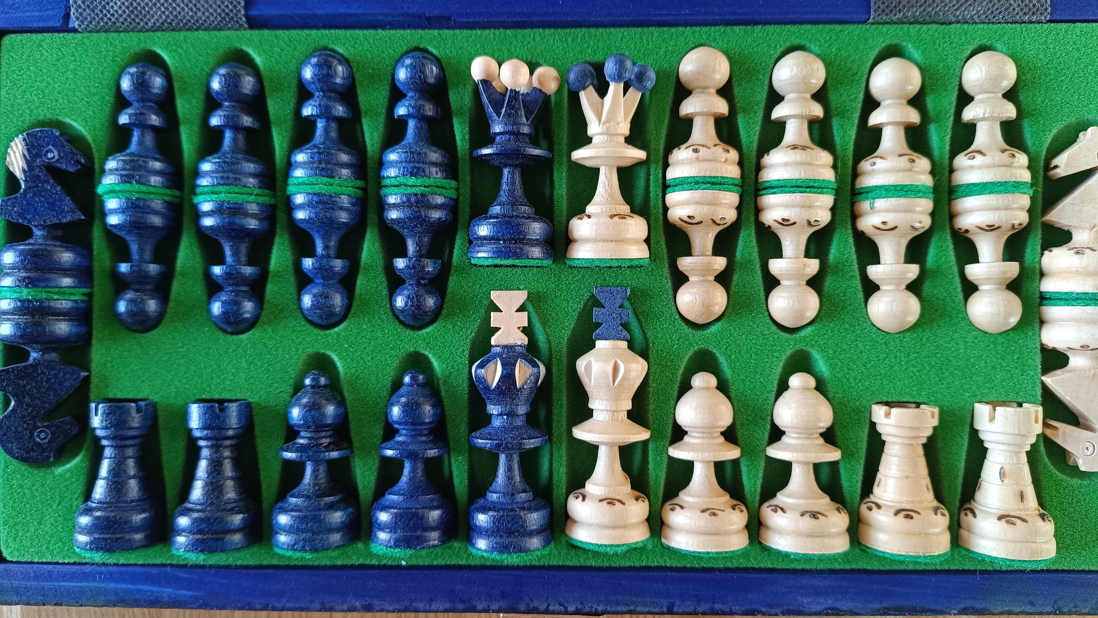 PEARL Chess Set Small Blue 27x27cm – Compact Beech Wood with Insert – image 2
