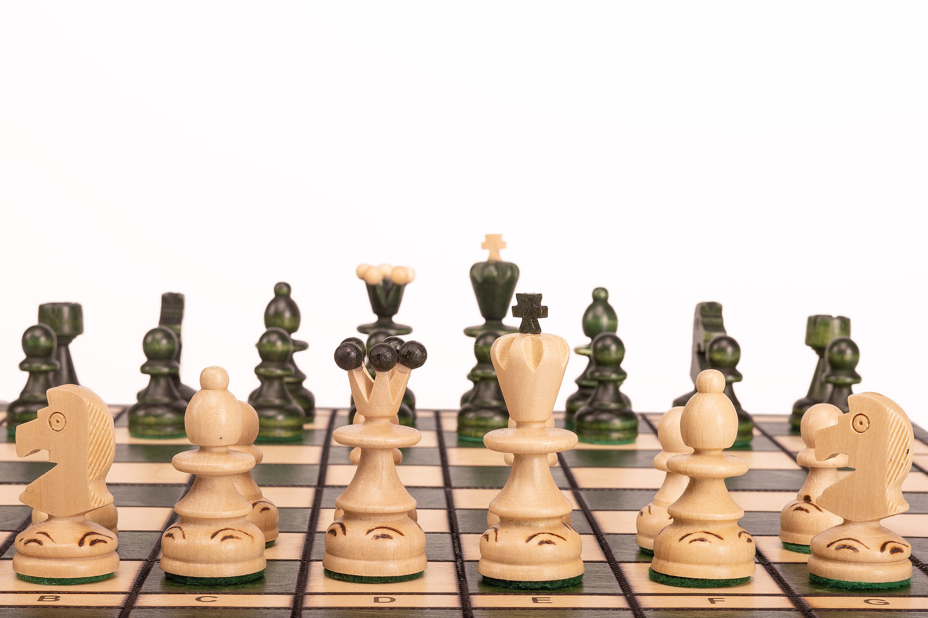Small Pearl Chess Set with Insert — Green, 36×36 cm – image 6
