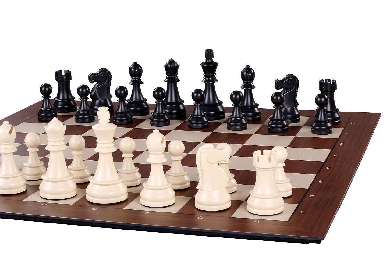 DGT Smart Electronic Chess Set Complete – Bluetooth Board with Pieces & App – image 2