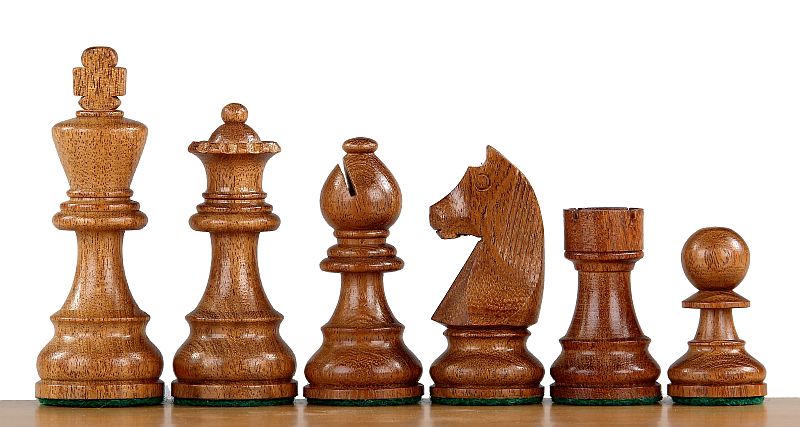 Tournament Chess Set No.5 – Walnut Board 50mm & German Knight – image 5