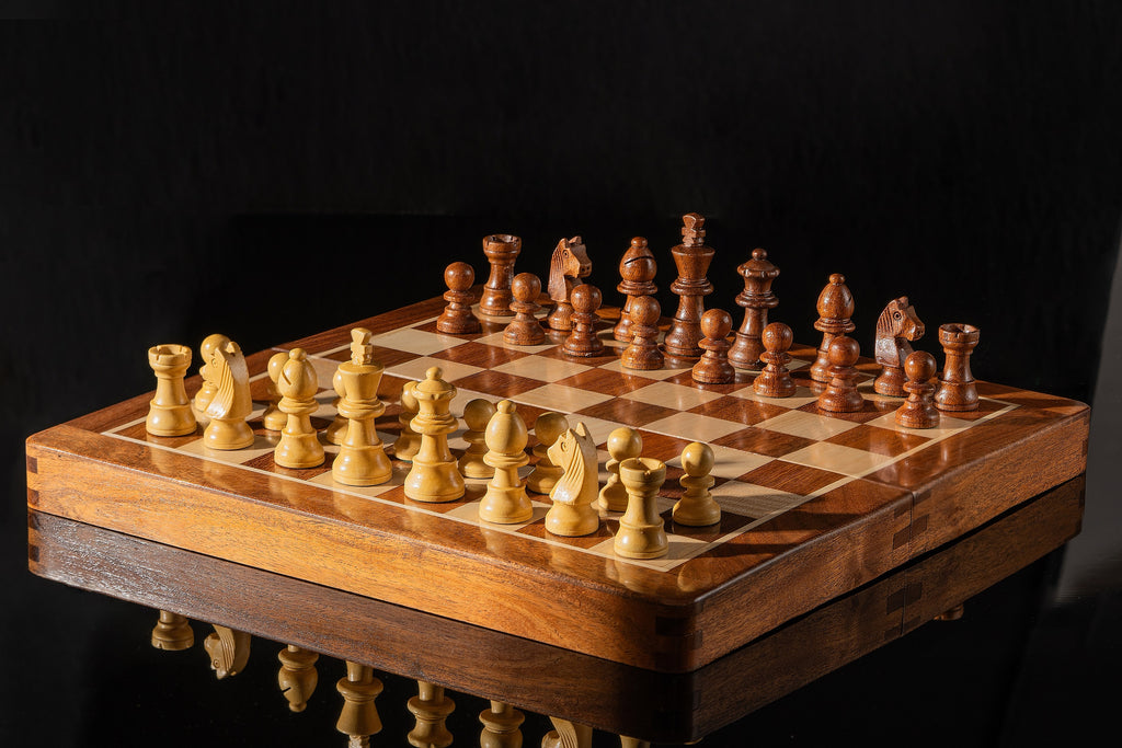 Magnetic Chess Set 30cm – Premium Acacia Folding Board with Inlaid Pieces