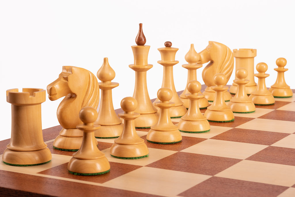 Queen's Gambit 1957 Chess Pieces – Indian Acacia & Boxwood, 3.75" King – image 5