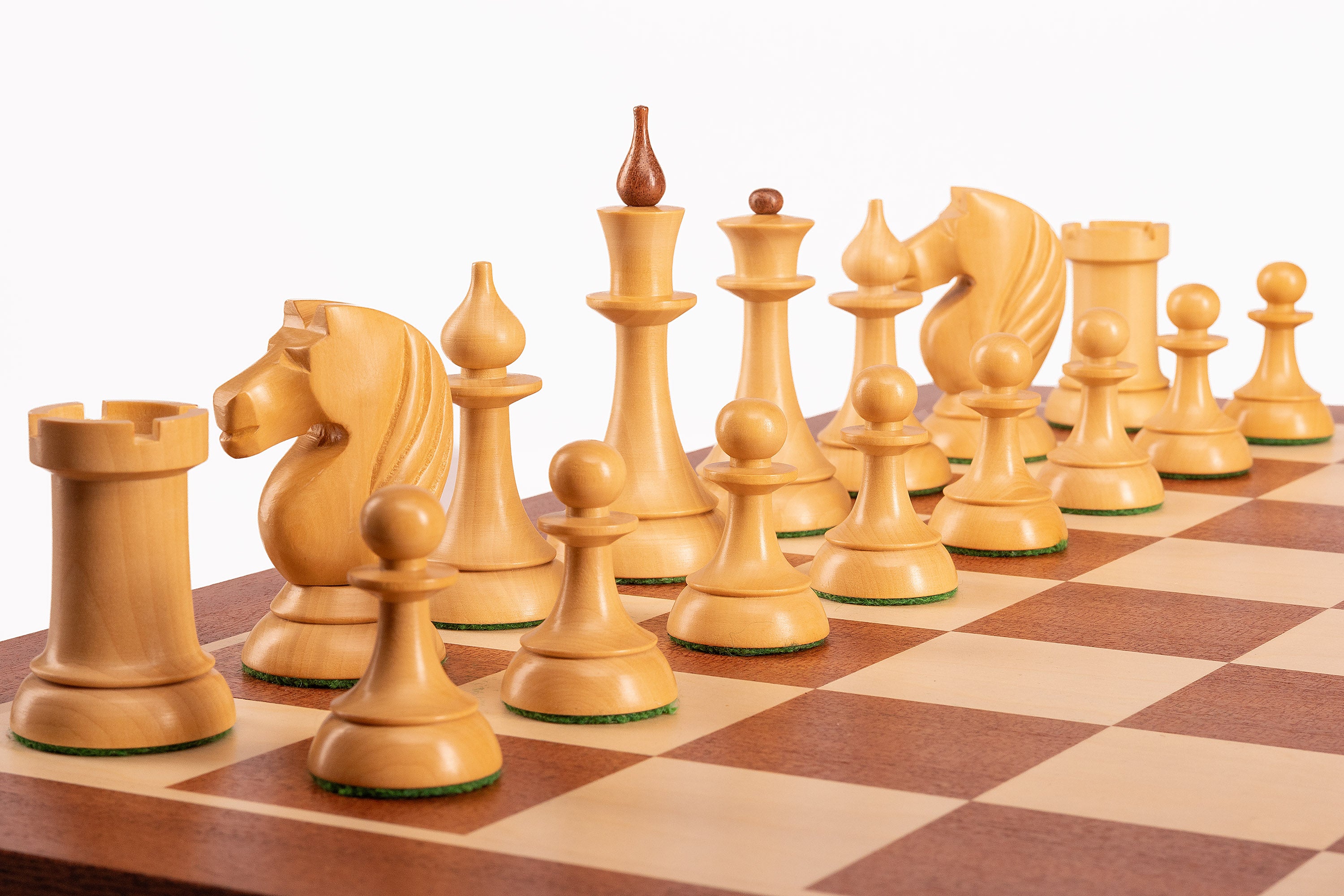 Queen's Gambit 1957 Chess Pieces – Indian Acacia & Boxwood, 3.75" King – image 5