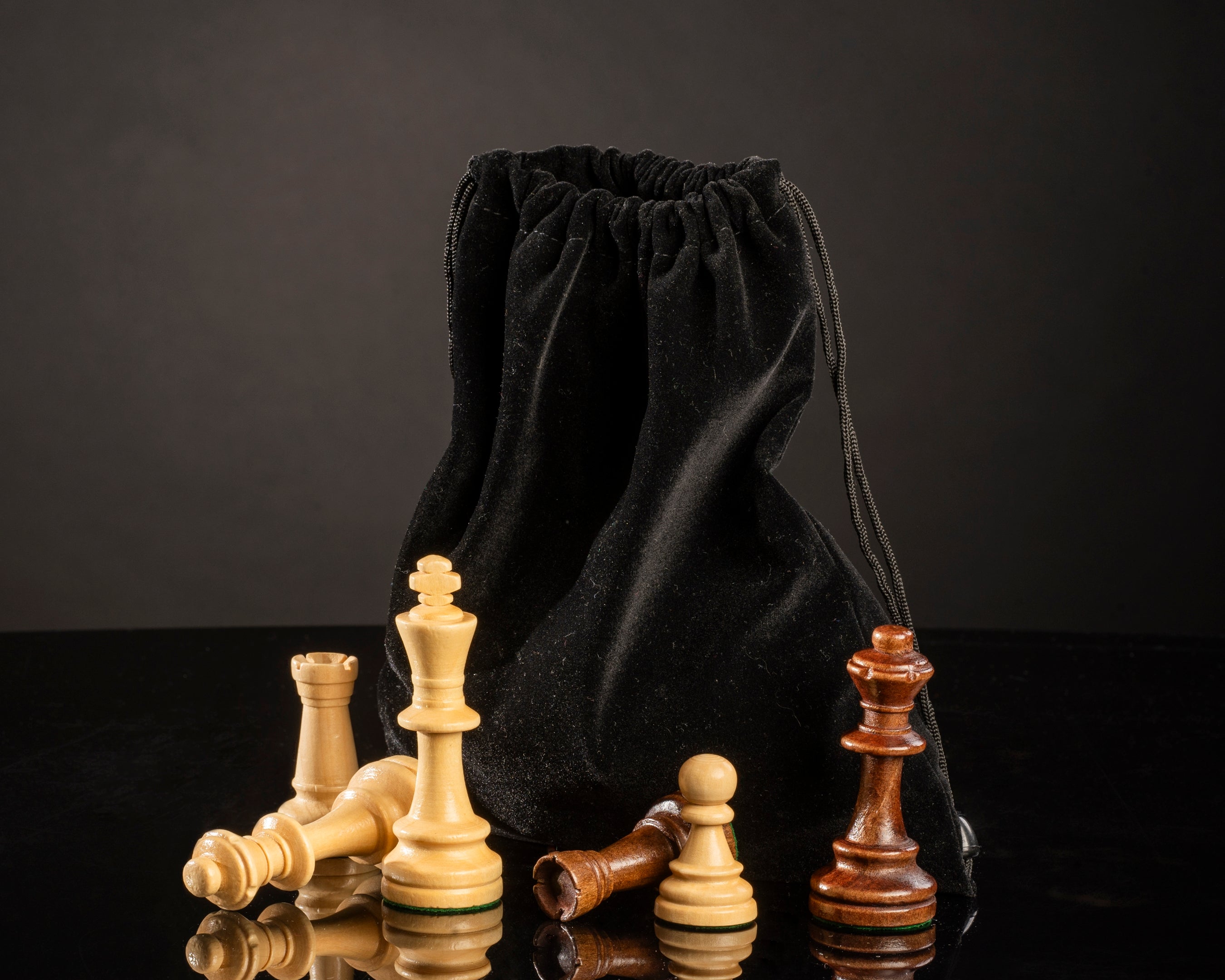 Staunton No.5 Chess Pieces 85mm – Hand-Carved Wooden Art Set in Bag – image 2