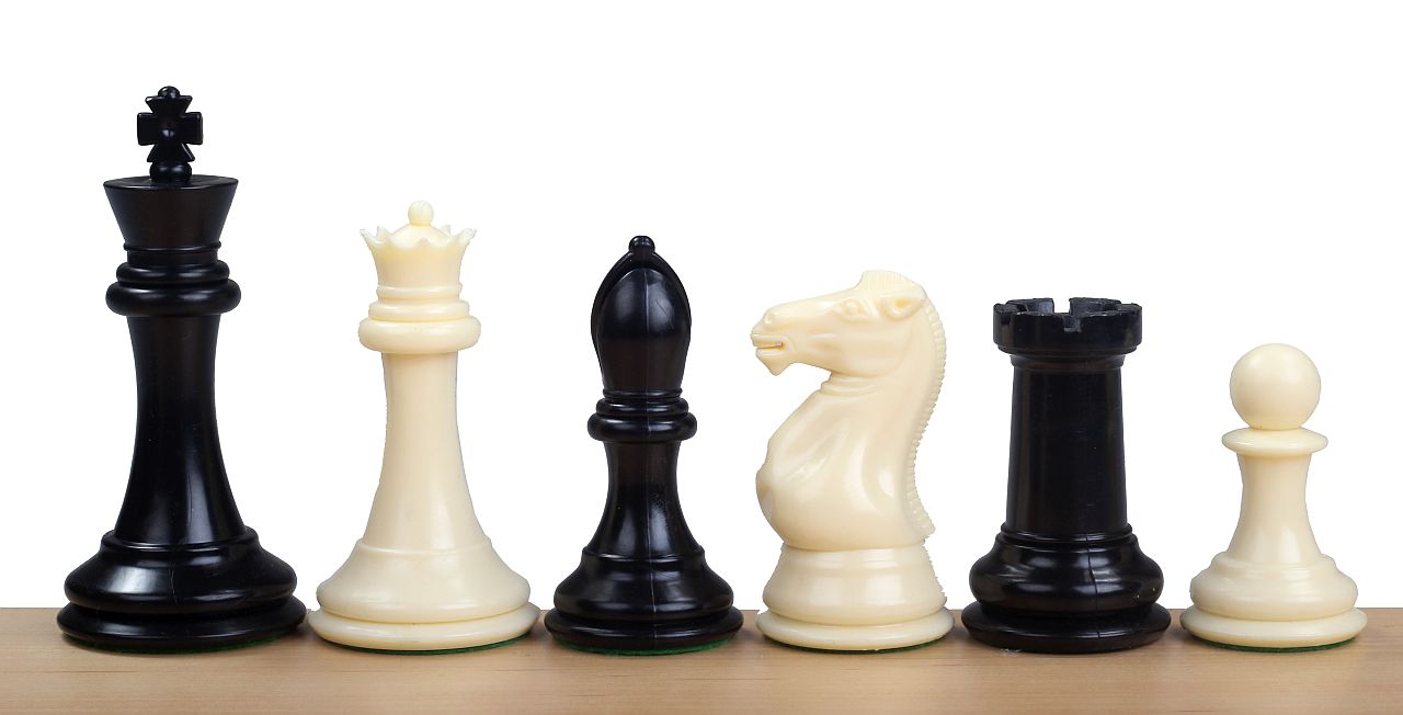 Exclusive Staunton No.7 Chess Pieces 104mm – Metal Weighted Plastic Premium Set