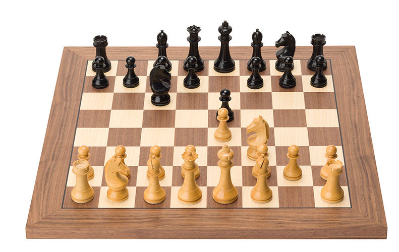 DGT USB Electronic Chess Board - Wenge/Maple with FIDE Tournament Pieces Set
