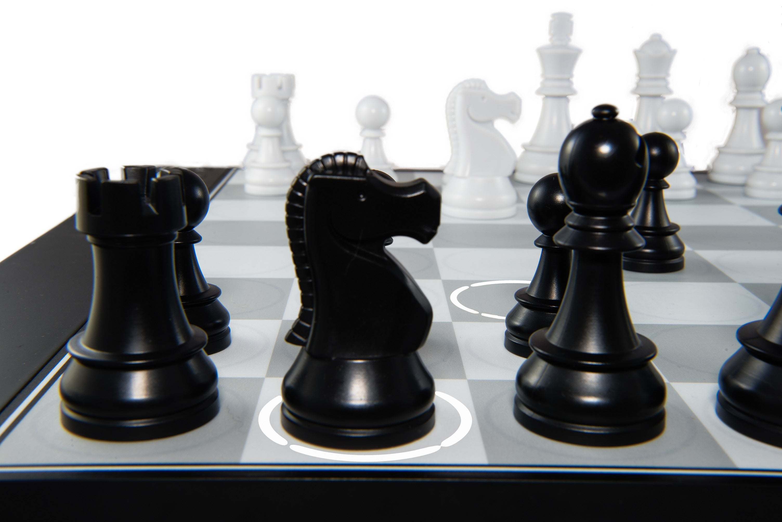 DGT Centaur Chess Computer – AI Adaptive Electronic Board with Pieces – image 5