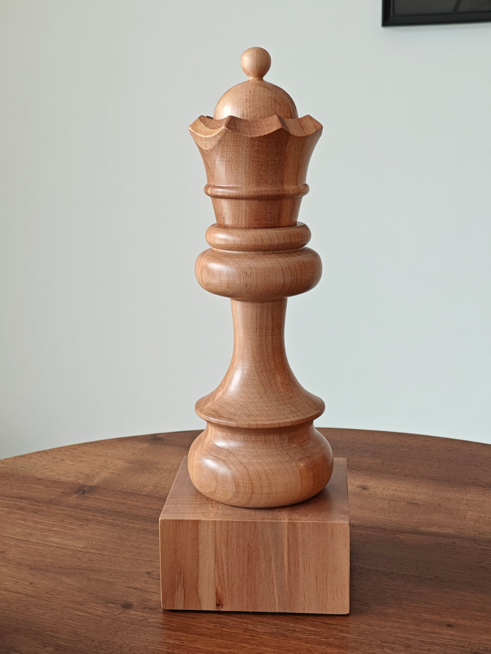 Chess Trophy Cup – White Queen, Handcrafted Wood – image 2
