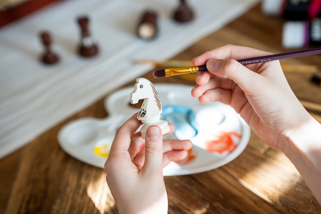 Raw DIY Chess Pieces No.5 – Unpainted Wooden Set for Creative Customization