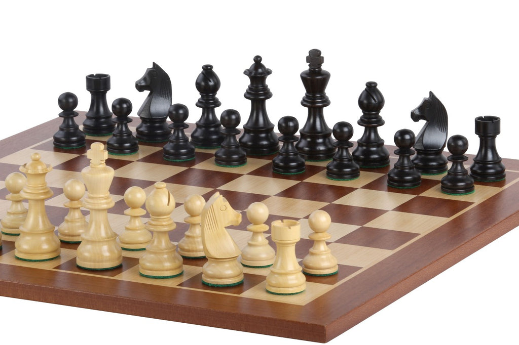 Timeless Chess Set – Mahogany Board 50mm & King 90mm Pieces