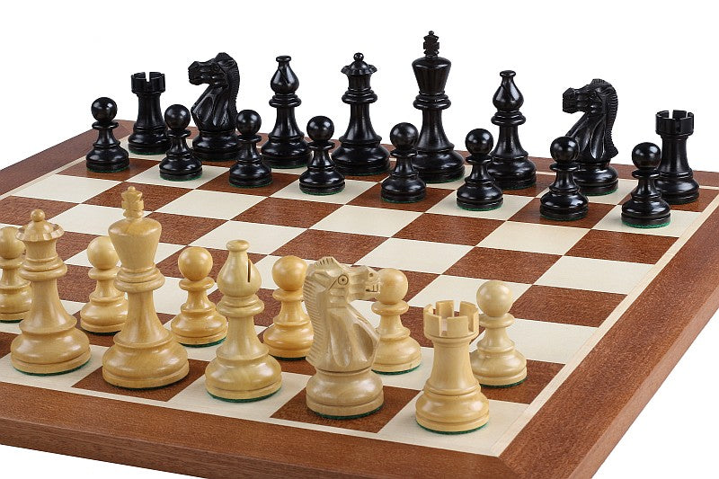Classic Black Tournament Chess Set - Complete with Board and Pieces