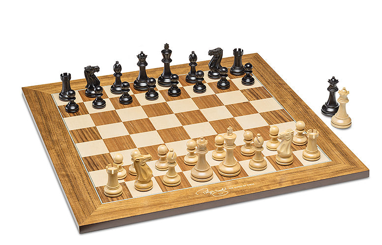 Judit Polgar Deluxe Chess Board - 55mm Maple & Cassia Siamea Wood – image 2