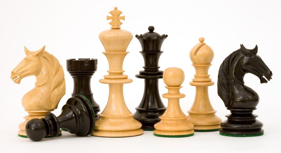 Unicorn Chess Pieces 4.25" – Ebony & Boxwood Weighted Luxury Set