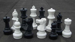 Garden Chess Set Small 30cm King - Outdoor Weather-Resistant Lightweight – image 2